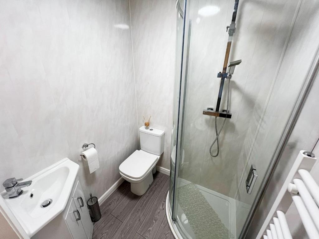 Ensuite