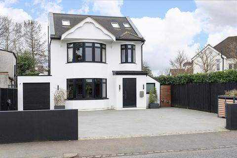 5 bedroom detached house for sale, Burntwood Lane, Caterham CR3