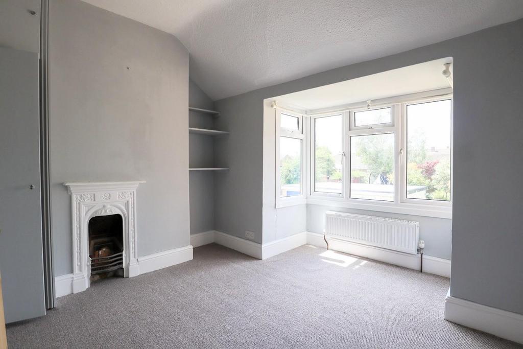 Bedroom 1.jpg