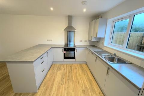 undefined, Clos Yr Ysgol, Clyne, Neath