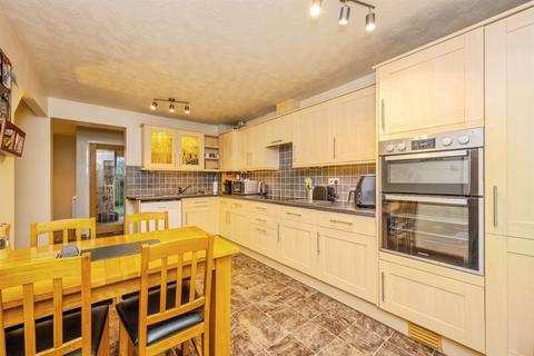 4 bedroom detached house for sale, Manor Court Drive, Handsacre, RUGELEY
