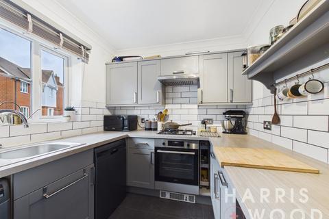 3 bedroom semi-detached house for sale, Gratian Close, Colchester, CO4