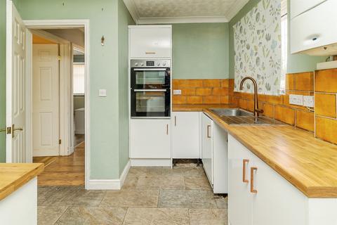 2 bedroom semi-detached bungalow for sale, Wordsworth Drive, Bletchley, Milton Keynes