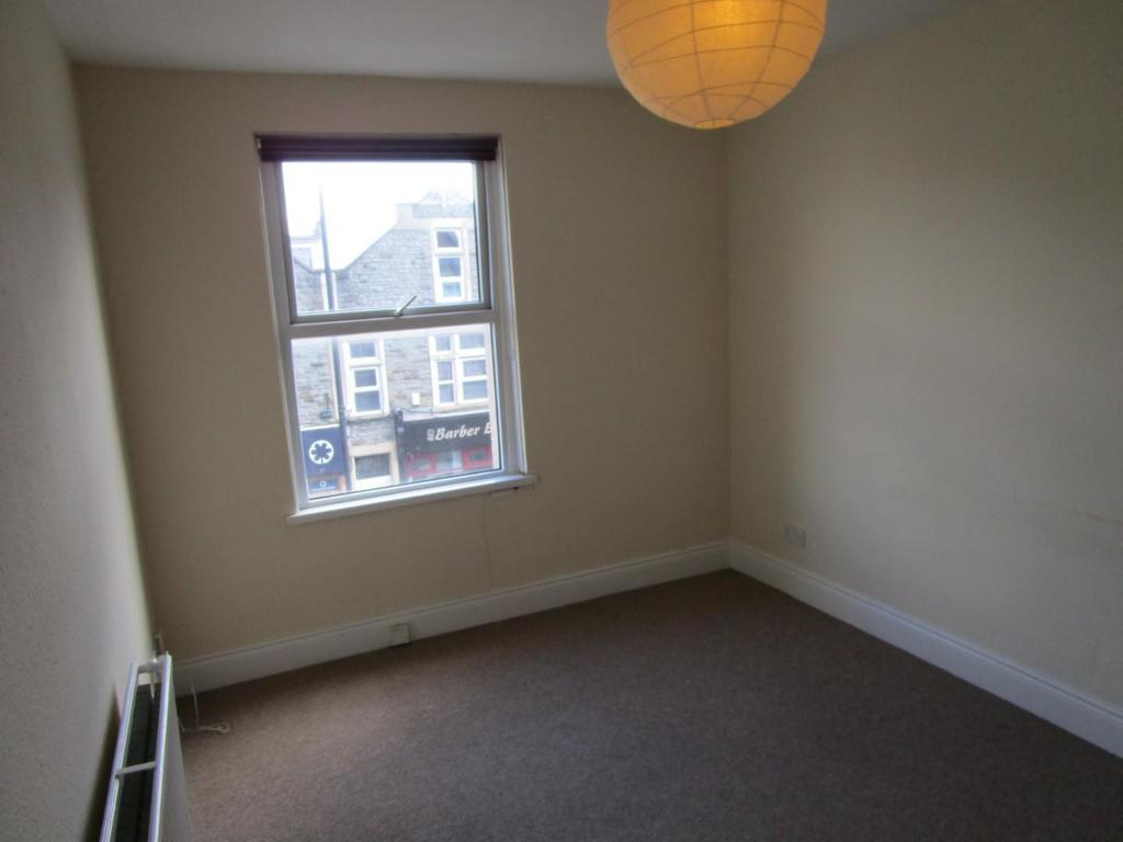 Living room 2.JPG