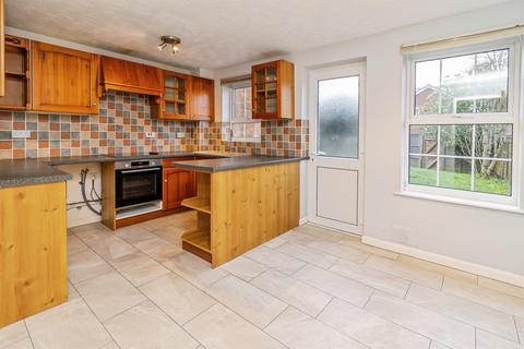 2 bedroom terraced house for sale, Lomond Drive, Leighton Buzzard