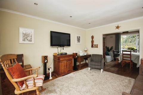 4 bedroom semi-detached house for sale, Mallory Road, Bishops Tachbrook, Leamington Spa