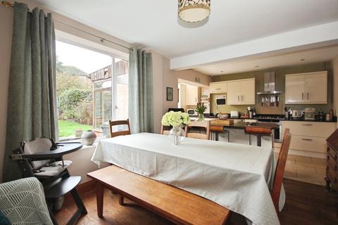 4 bedroom semi-detached house for sale, Mallory Road, Bishops Tachbrook, Leamington Spa