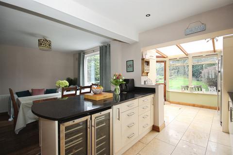 4 bedroom semi-detached house for sale, Mallory Road, Bishops Tachbrook, Leamington Spa