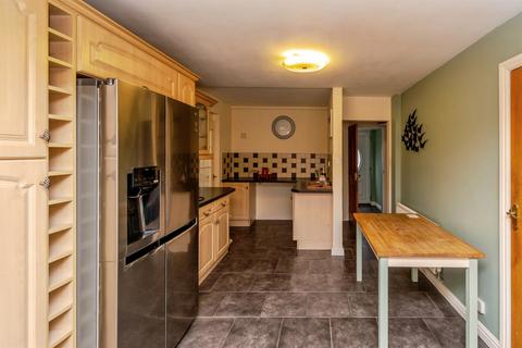 4 bedroom semi-detached house for sale, Westminster Road, Cannock