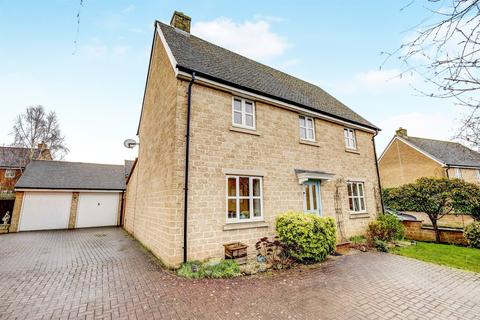 4 bedroom detached house for sale, Park Road, Hartwell, Northampton
