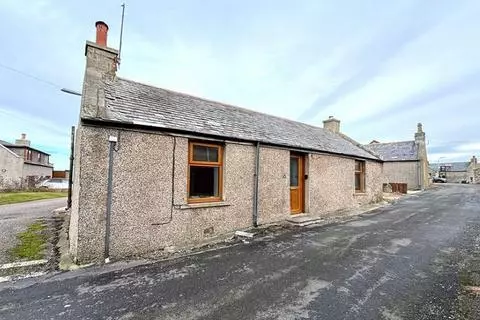 2 bedroom cottage for sale