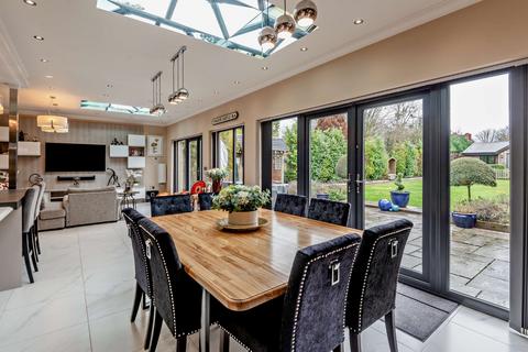 undefined, Bolton Avenue, Windsor, Berkshire