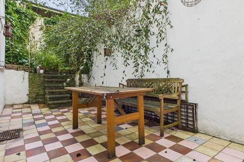 2 bedroom flat for sale, Leopold Road, Brighton
