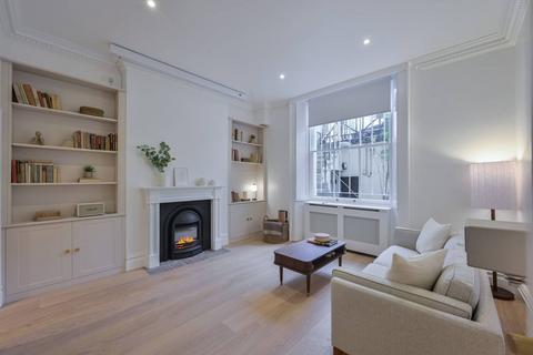 Studio to rent, Rutland Gate, Knightsbridge, London, SW7