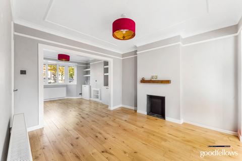 3 bedroom terraced house to rent, Churston Drive, Morden SM4