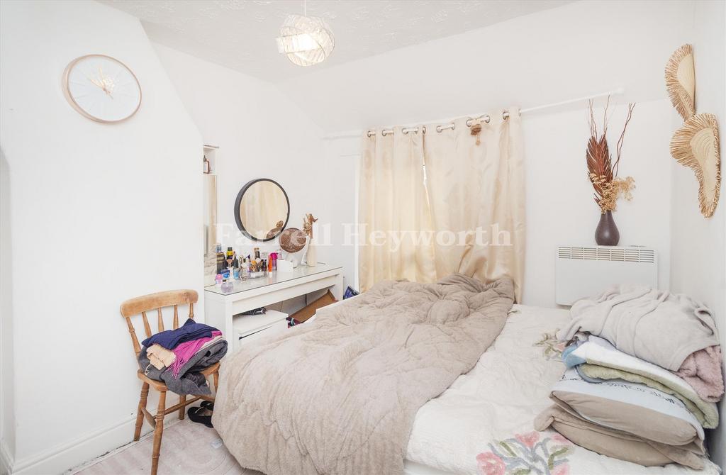 Flat 2 Bedroom