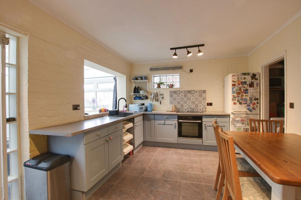 Kitchen diner
