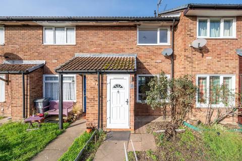 undefined, Harvesters Close, Isleworth, TW7