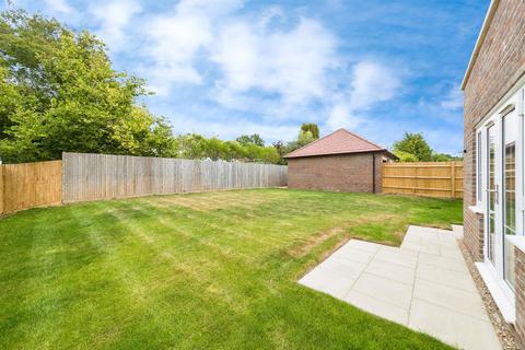 4 bedroom detached house for sale, Martlet View, Burgess Hill