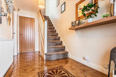 4 bedroom semi-detached house for sale, Pope Crescent, Leicester LE19