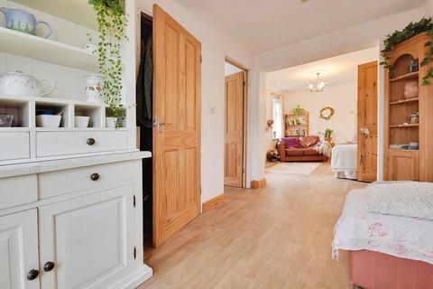 3 bedroom bungalow for sale, Meehan Road, New Romney TN28