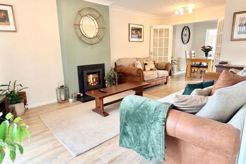 3 bedroom semi-detached house for sale - The Croftlands, Tewkesbury GL20