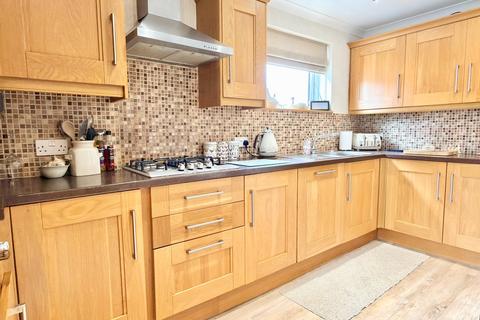 3 bedroom semi-detached house for sale, The Croftlands, Tewkesbury GL20
