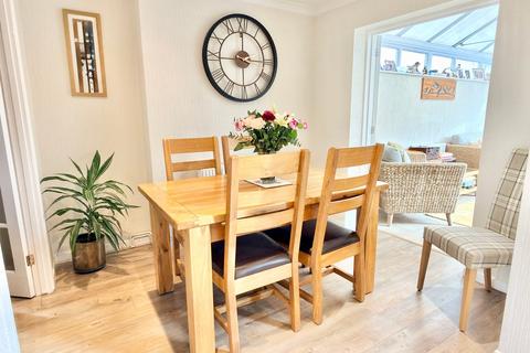 3 bedroom semi-detached house for sale, The Croftlands, Tewkesbury GL20