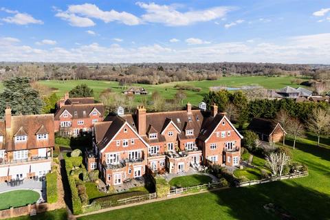 undefined, Eyhurst Park, Kingswood