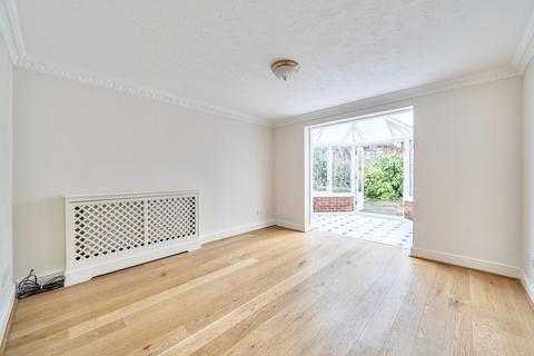 undefined, Hollyhedge Road, Cobham, KT11
