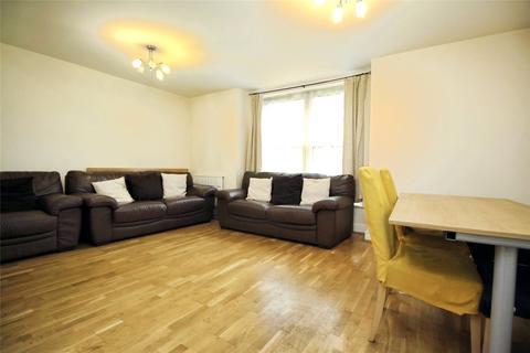 2 bedroom flat to rent, Vicarage Road, Surrey TW20