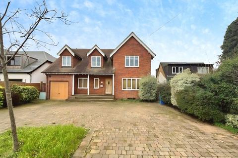 undefined, Fairfield Approach, Staines-upon-Thames TW19
