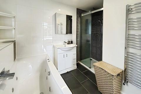 undefined, Fairfield Approach, Staines-upon-Thames TW19