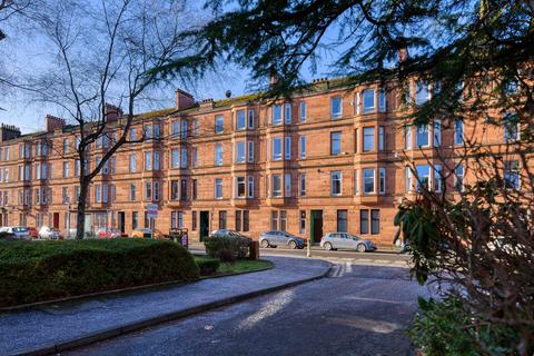 1 bedroom flat for sale - 64 Holmlea Road, Flat 1/1, Cathcart, Glasgow, G44 4AL