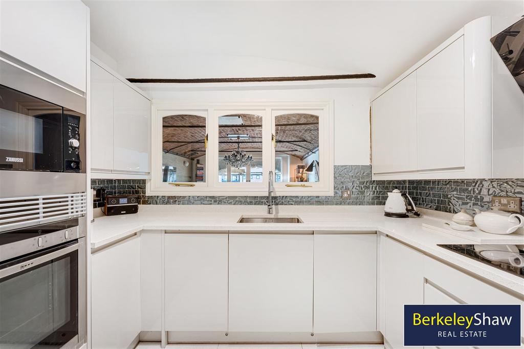 Kitchen (2)