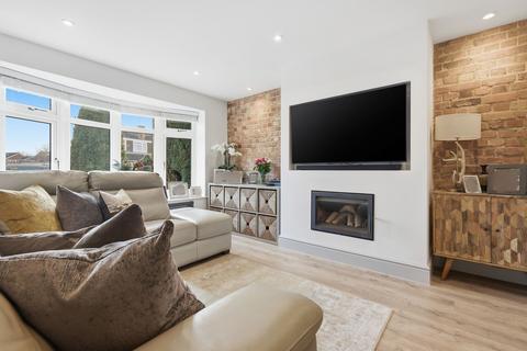 3 bedroom semi-detached house for sale, Roughtons, Chelmsford, CM2