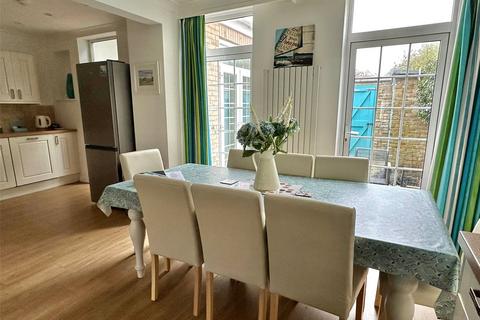 3 bedroom semi-detached house for sale, De La Warr Road, Milford on Sea, Lymington, Hampshire, SO41