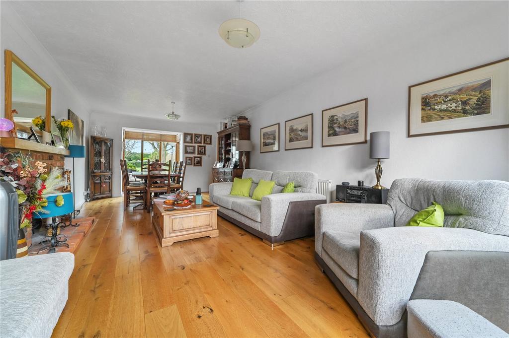 Living/Dining Room