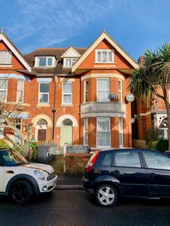 Studio to rent, Randolph Road, Boscombe, Bournemouth, BH1