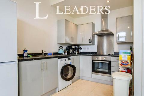 2 bedroom flat to rent, Queens Terrace, 185 Great Cheetham Street West, M7