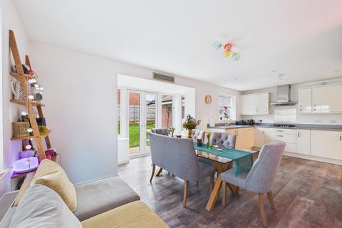 undefined, Moor Close, Chinnor, Oxfordshire