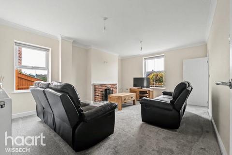 4 bedroom detached house for sale, St Pauls Road North, Walton Highway