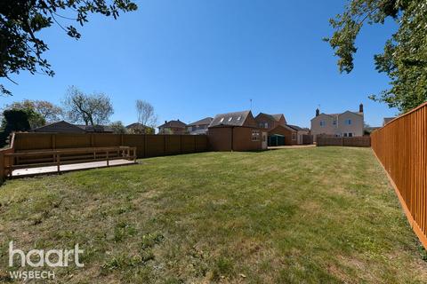 4 bedroom detached house for sale, St Pauls Road North, Walton Highway