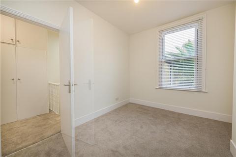 1 bedroom flat to rent, Meon Road, London
