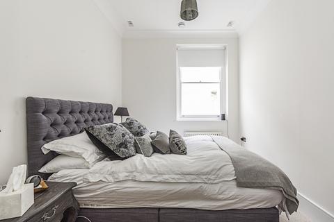 undefined, Warwick Square London SW1V