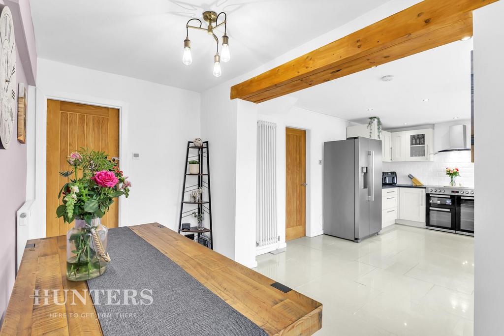 Dining kitchen