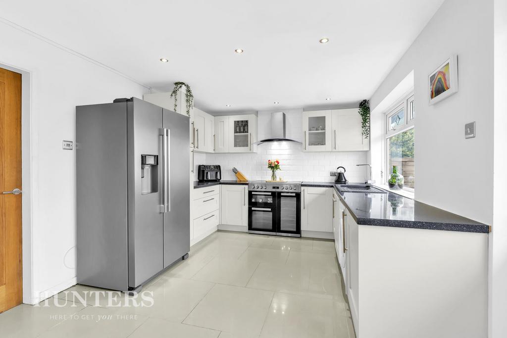 Dining kitchen