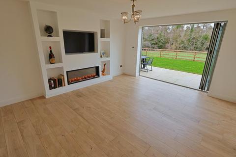 3 bedroom house for sale, The Birches, Tamworth Road, Coventry CV7