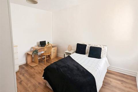 1 bedroom property to rent, Fawcett Road, Hampshire PO4