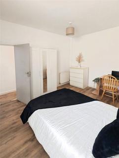1 bedroom property to rent, Fawcett Road, Hampshire PO4